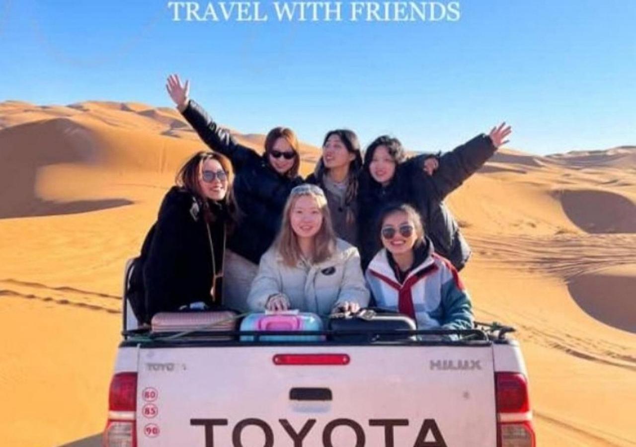 Sahara Luxury Desert Campメルズーガ エクステリア 写真